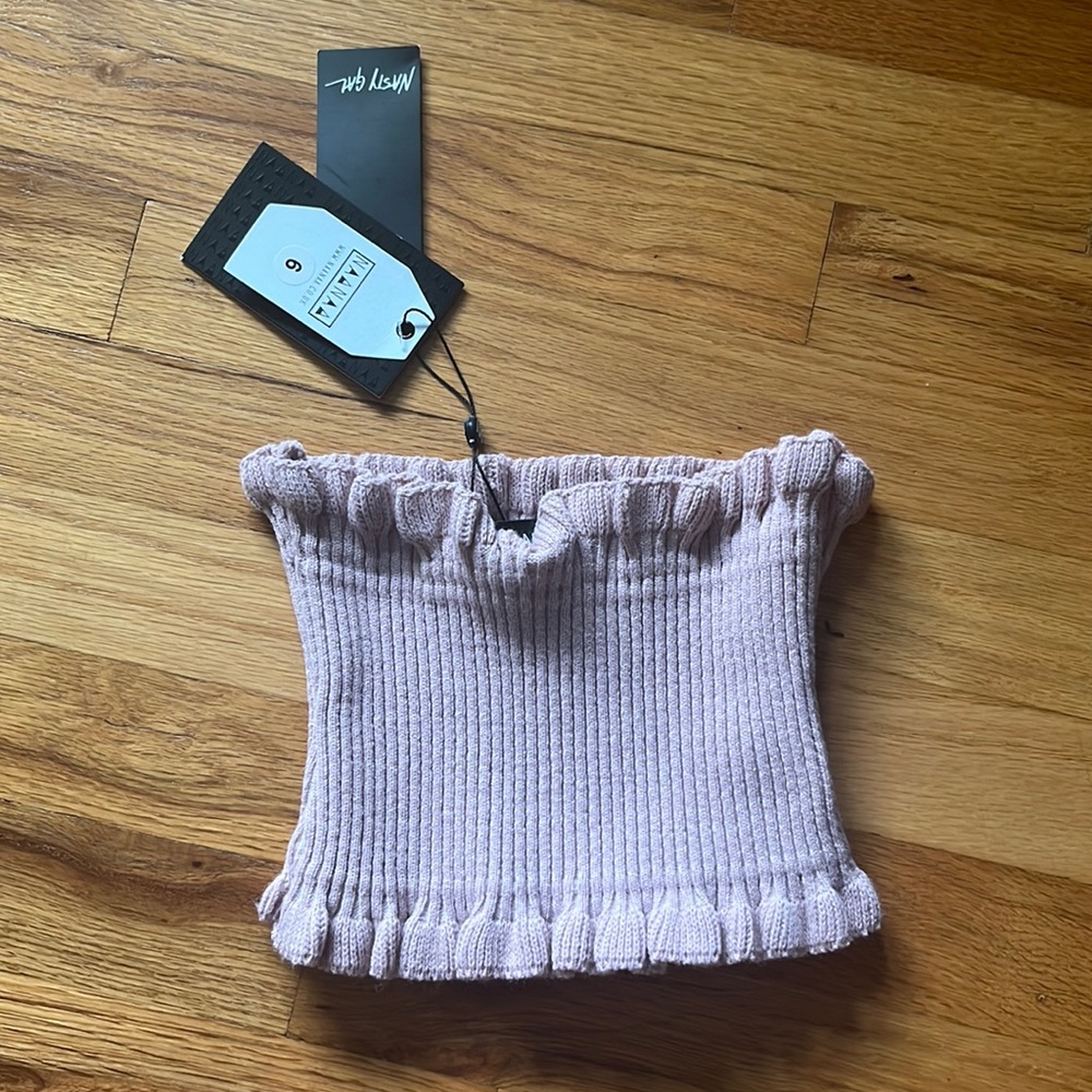 Brand: Nasty Gal size: 6 looks like XS color: pink